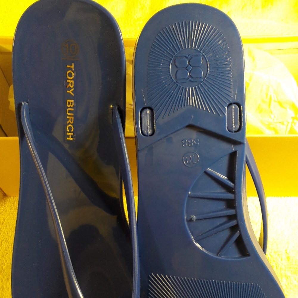 Flip flops - Picture 3 of 3